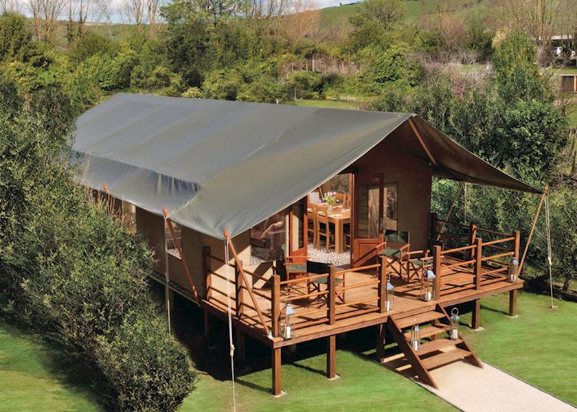 Waterside-Safari-Tents